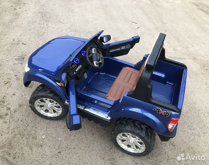 Детский электромобиль