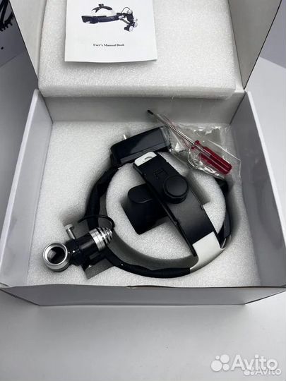 Налобный осветитель