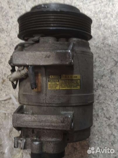 Компрессор кондиционера 8708581 Volvo XC90