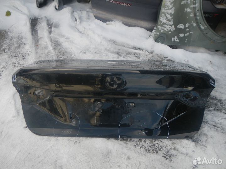 Крышка багажника Toyota Avalon