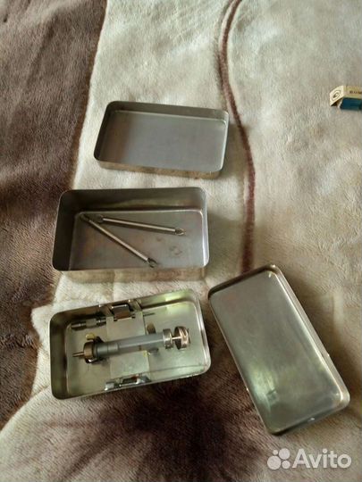 Новые многоразовые Стеклянные шприцы, иглы из СССР