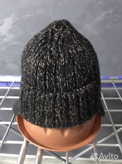 Мужская зимняя шапка вязаная