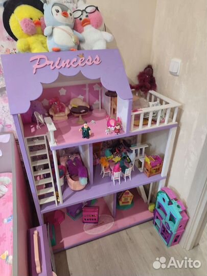 Домик кукольный