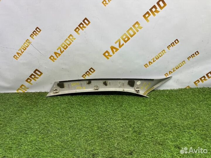 Обшивка стойки передняя правая Ford Mondeo 3