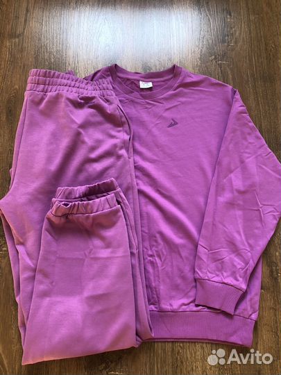 Костюм женский