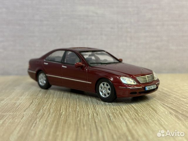 Mercedes-Benz S500 W220 IXO 1:43