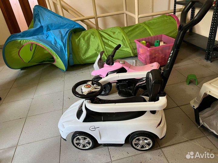 Машинка-каталка 2 шт