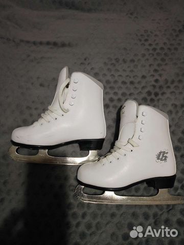 Фигурные Коньки детские . Размер стельки 21 см