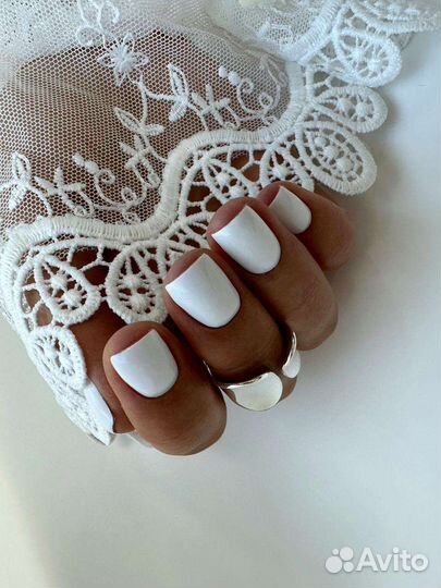 Маникюр покрытие Гель-лак шеллак