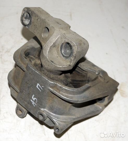 Опора двигателя правая Шкода Октавия А5