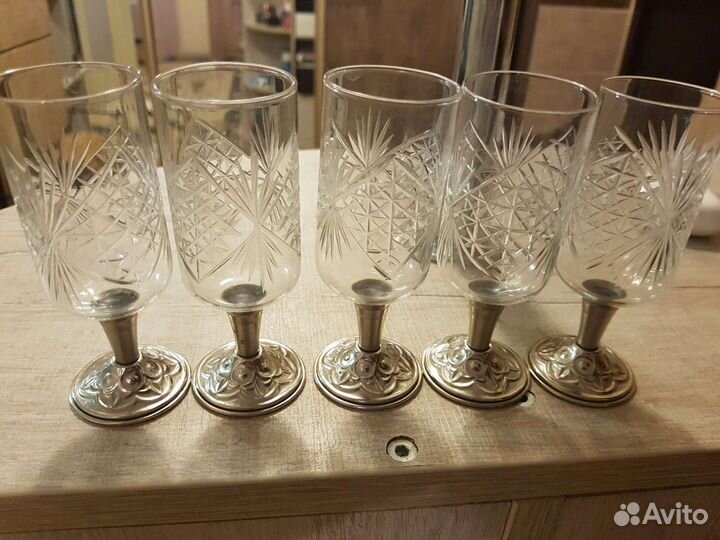 Хрустальные рюмки,ваза