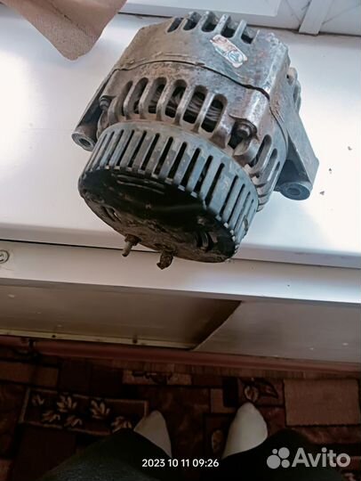Продам генератор УАЗ патриот