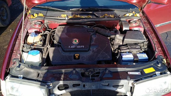 Двигатель AKL 1.6 Golf Octavia Tour