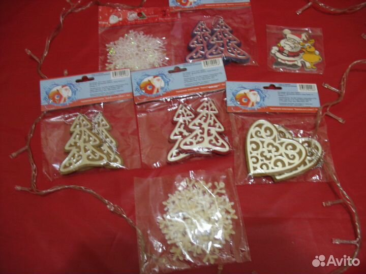 Новогодние игрушки снежинки сувениры Цена за всё