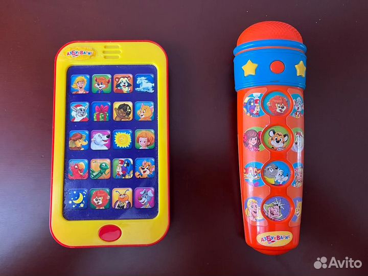 Музыкальные игрушки телефон и микрофон
