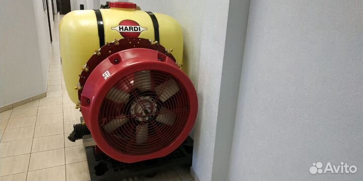 Опрыскиватель Hardi ZENIT, 2019