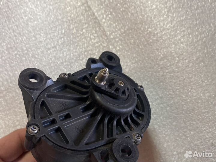 Регулятор впускного коллектора 03L129086 1.6tdi