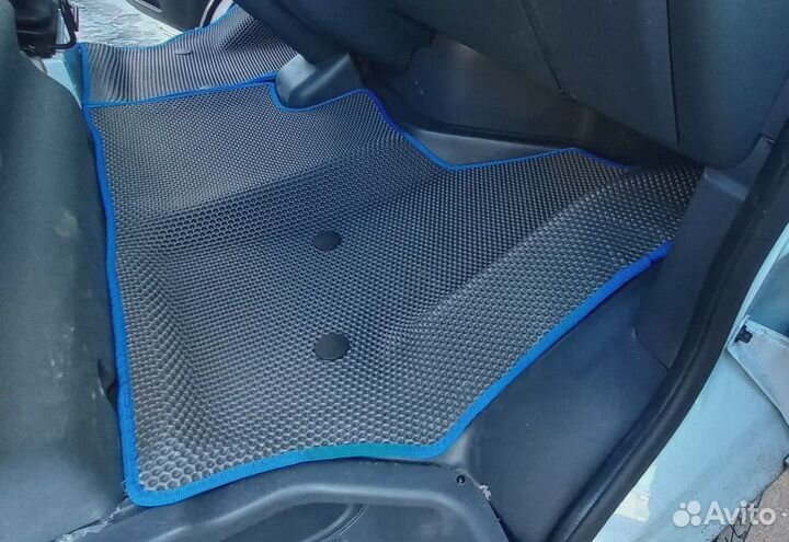 EVO автоковрики 3D с бортиками Eagle