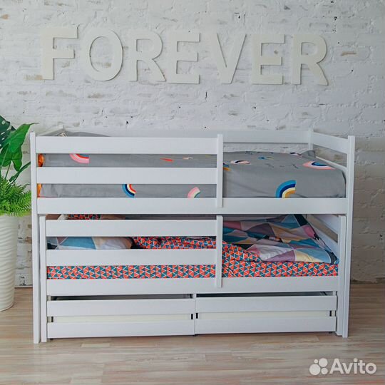 Двухъярусная кровать деревянная