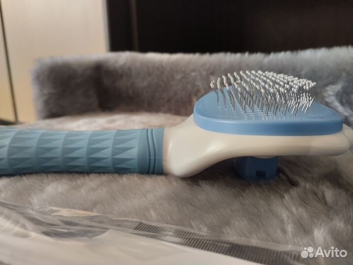 Чесалка для кошек и собак 