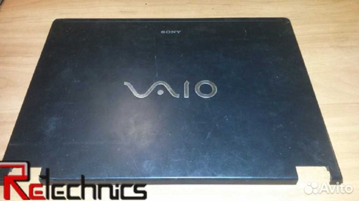 Крышка дисплея без антенн и вэб-камеры ноутбука S