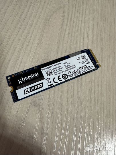 Kingston A2000 (1TB)