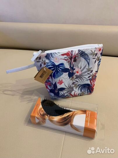Косметичка Новая Расческа
