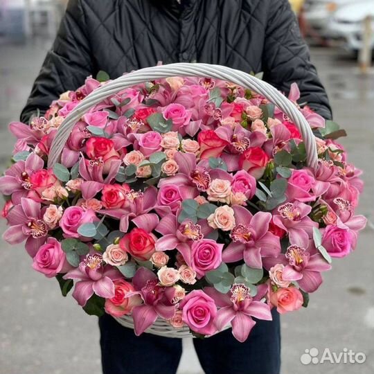 Букет. Корзина с цветами. Живые цветы