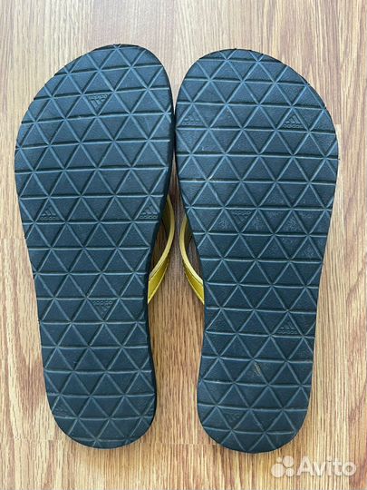 Сланцы adidas