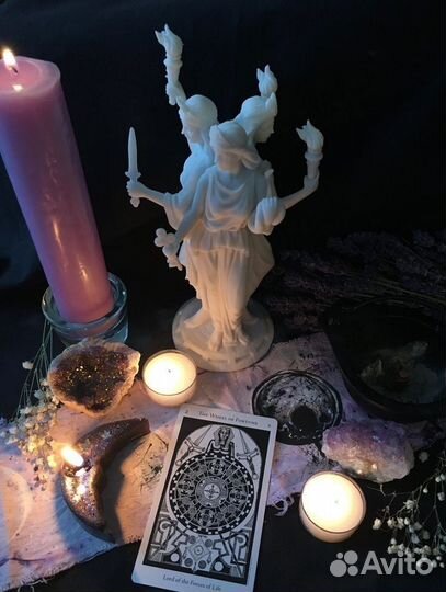 Гадание на картах таро