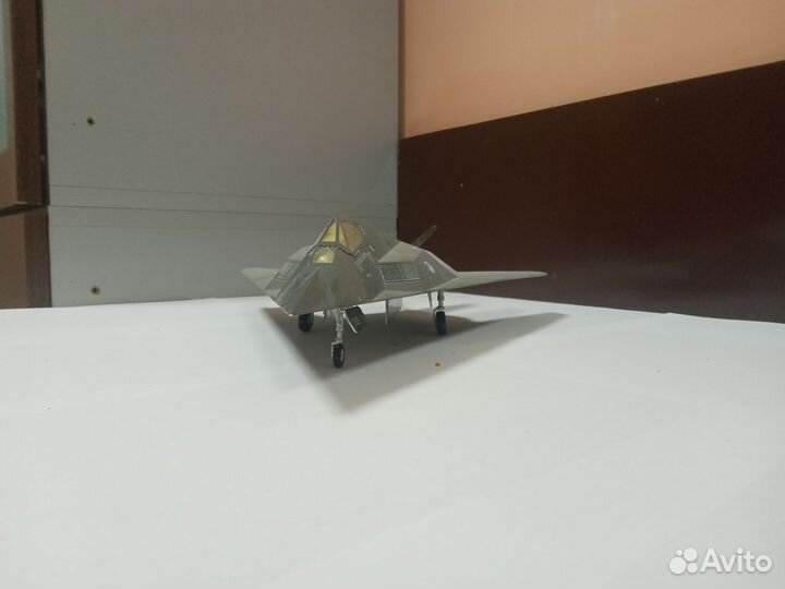 Модель самолета 1:48