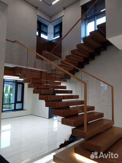 Облицовка лестниц деревом