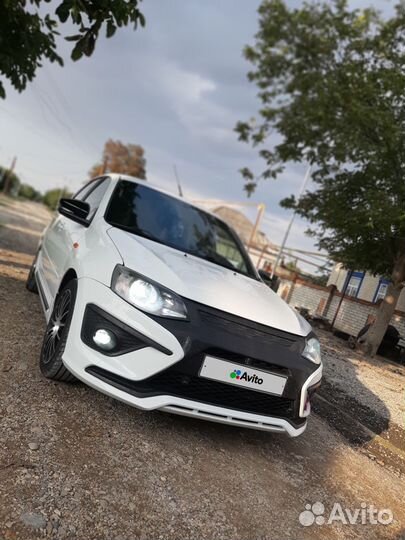 LADA Kalina 1.6 МТ, 2015, 150 000 км