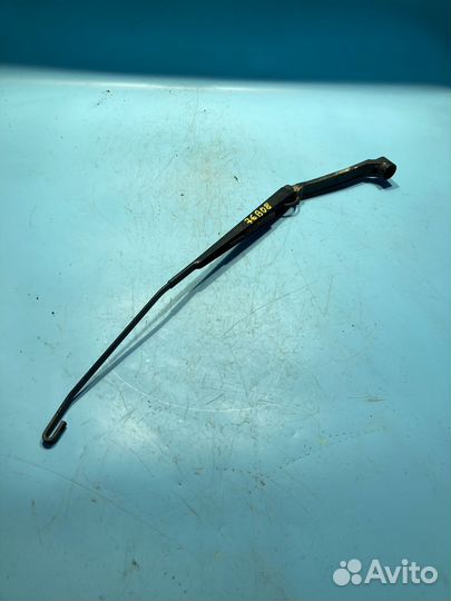 Поводок стеклоочистителя Mitsubishi Galant 8 USA