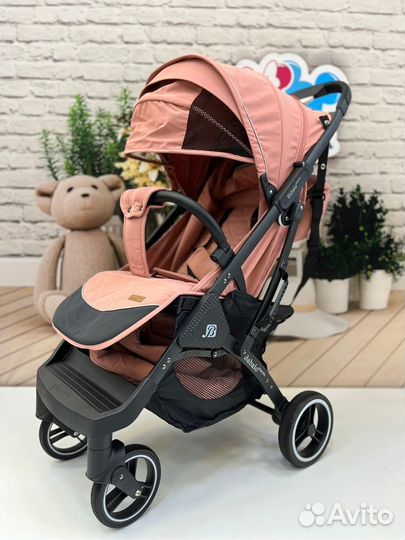 Прогулочная коляска новая