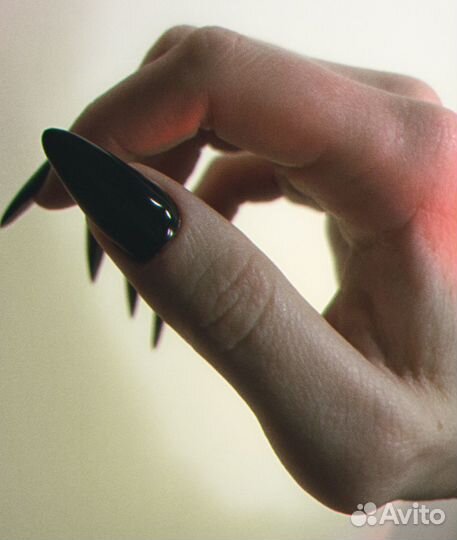 Мастер маникюра зжм