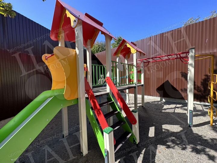 2-к. квартира, 63,9 м², 2/5 эт.