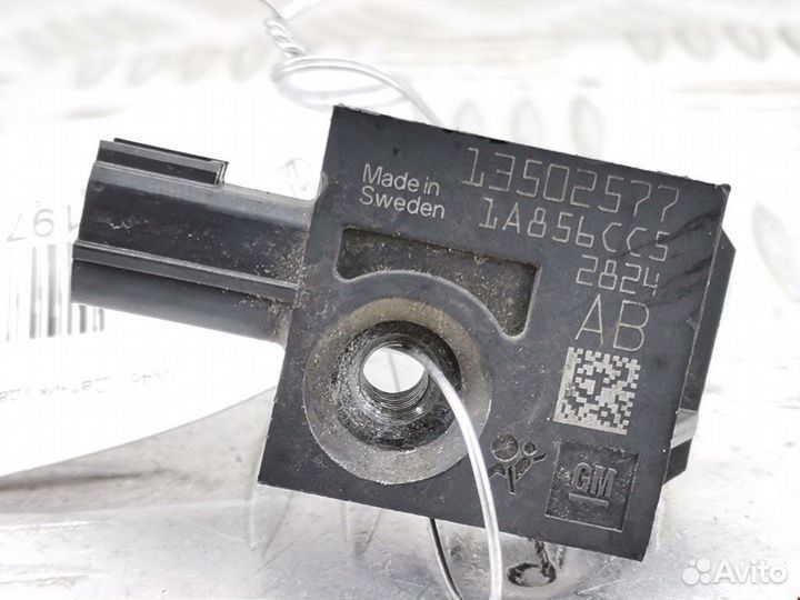 Датчик удара для Opel Astra J 13502577
