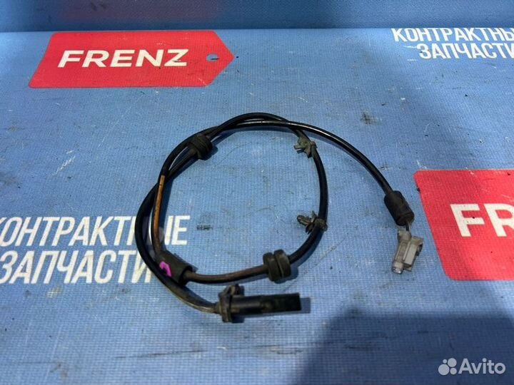 Датчик ABS задний правый Subaru Impreza Wrx Sti