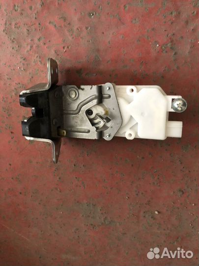 Замок багажника Mitsubishi ASX, 2011 5808a067