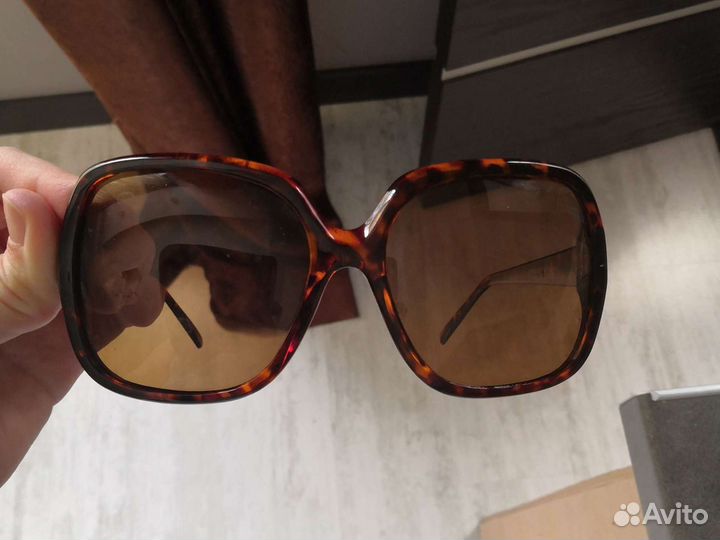 Солнцезащитные очки