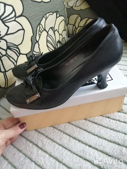 Туфли женские 37 размер