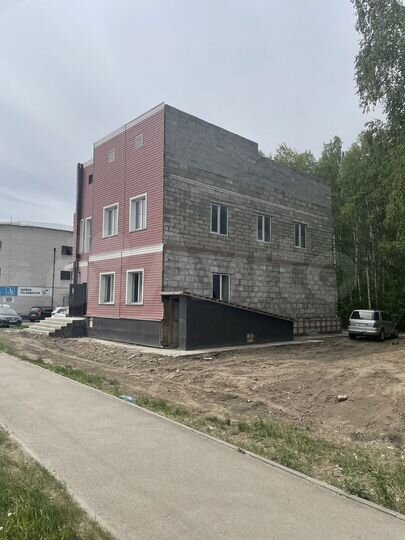 Здание, 360 м²