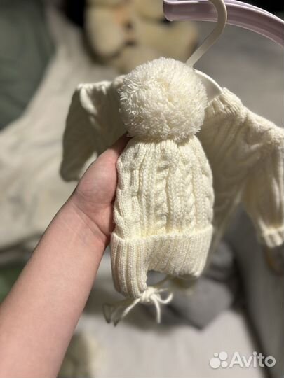 Костюм вязанный для новорожденных