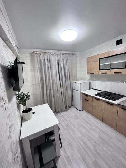 3-к. квартира, 60 м², 5/5 эт.