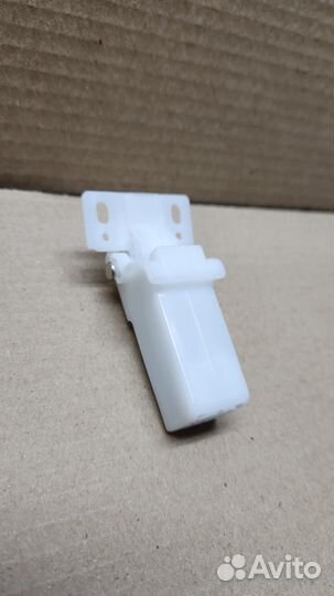 FL3-6313 / FL4-2050 FL3-1430/ FL3-2453 Шарнир ADF