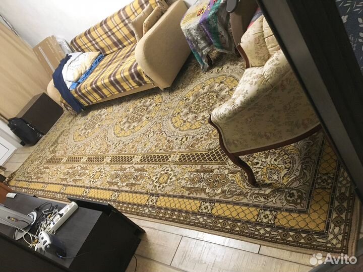 Ковер шерстяной