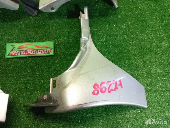 Накладка на крыло toyota NCP60, NCP61, NCP65 IST