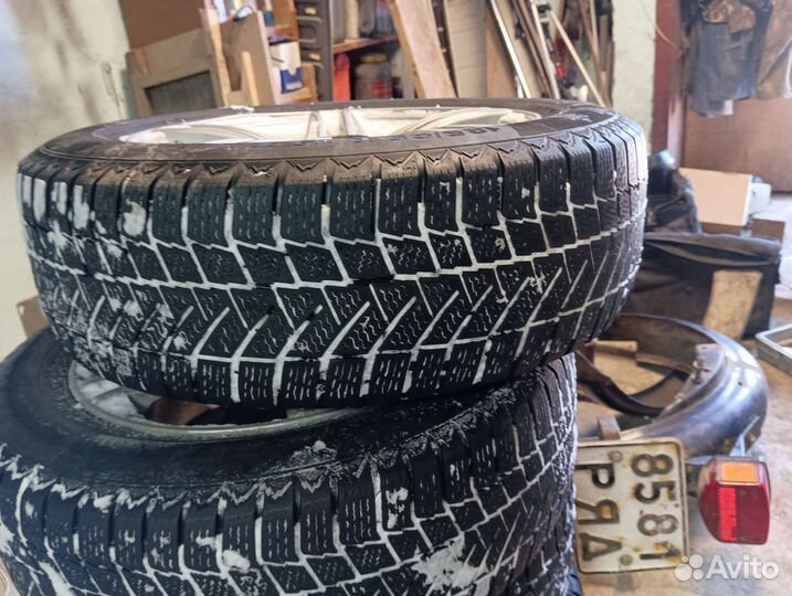 Continental ContiVikingContact 6 185/65 R15 92T