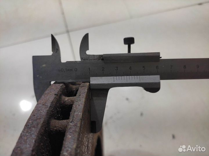 Тормозной диск (передний, правый) (Peugeot 3008)